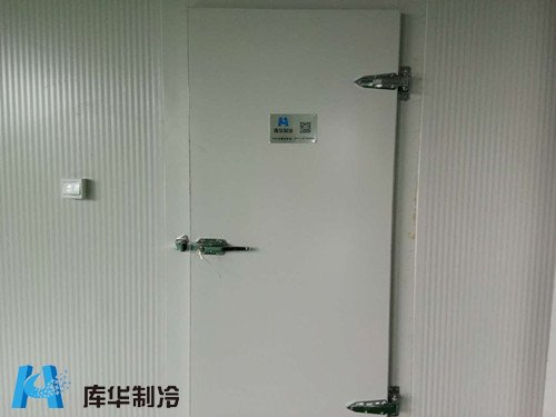 聽(tīng)花科技鮮花冷藏保鮮冷庫冷庫門(mén)